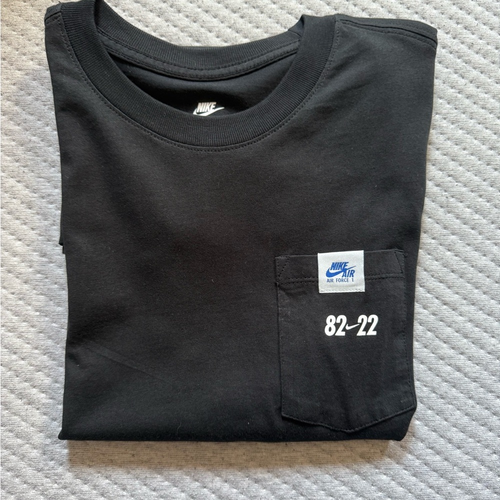 Nike Black Short Sleeve Tee - Picture 4 of 6